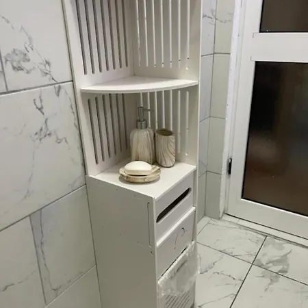 Lägenhet Tirent Apartment- *